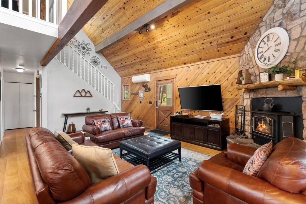 Luxury Cabin Oasis Getaway Heart Of Munds Park Exterior foto